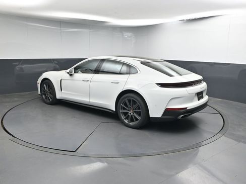 New 2026 Porsche Panamera RWD image 3