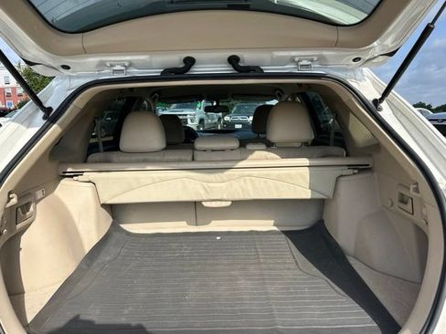 Used 2011 Toyota Venza FWD image 6