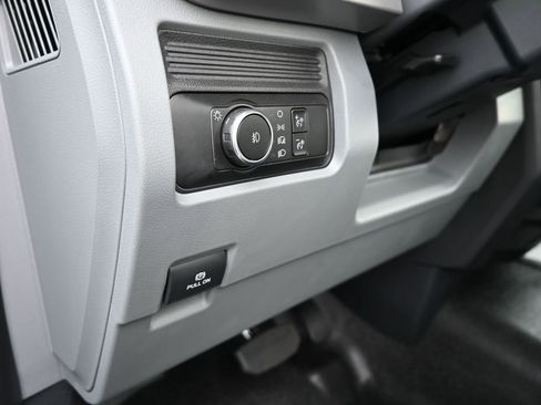 New 2025 Ford F550 4x4 Regular Cab Super Duty image 18
