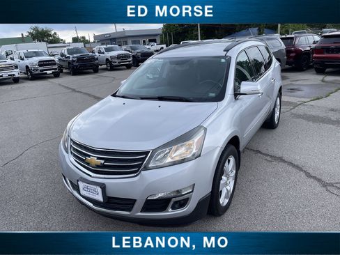 Certified 2017 Chevrolet Traverse LT w/ Style and Technology Package FWD image 19