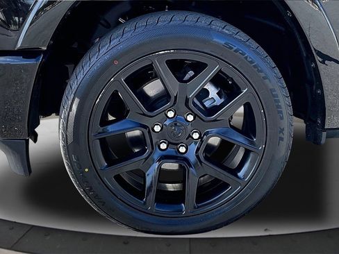 Certified 2022 RAM 1500 Laramie image 33