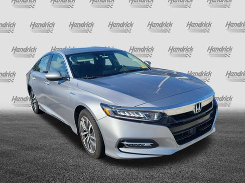 Used 2018 Honda Accord EX image 2