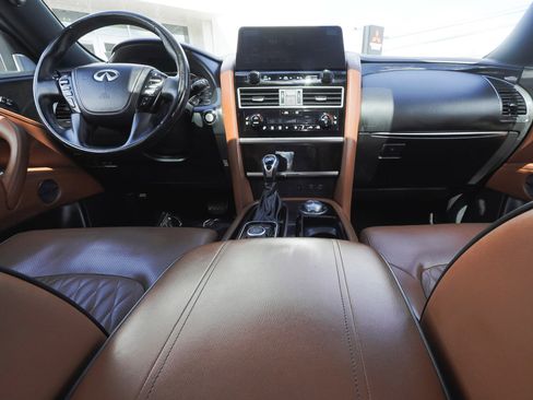 Used 2024 INFINITI QX80 Sensory image 43