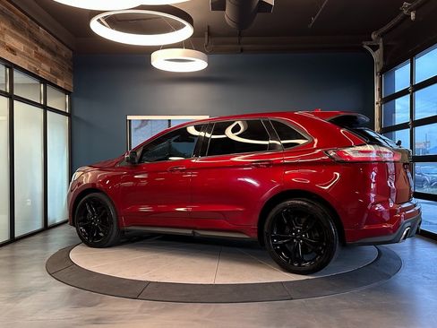 Used 2019 Ford Edge ST w/ Equipment Group 401A image 5