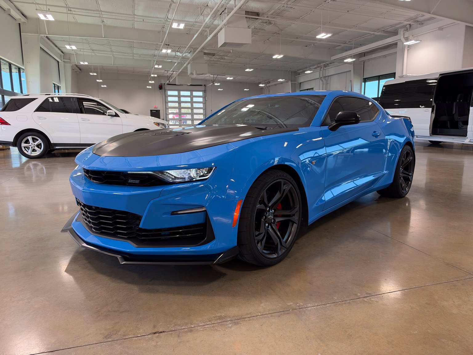 Used 2022 Chevrolet Camaro SS RWD image 3