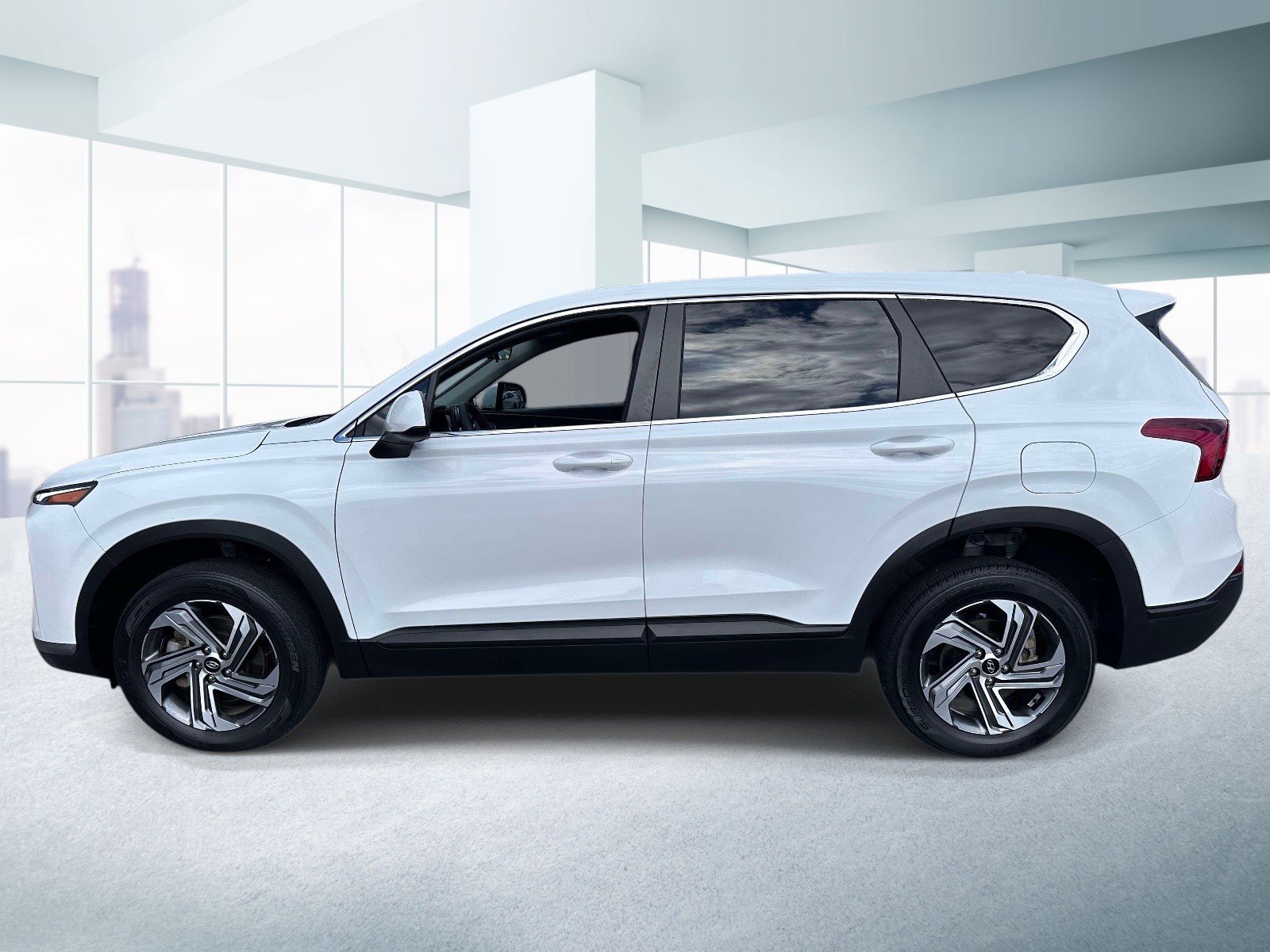 Used 2023 Hyundai Santa Fe SE AWD/4WD image 2