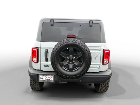 Used 2024 Ford Bronco Black Diamond image 4