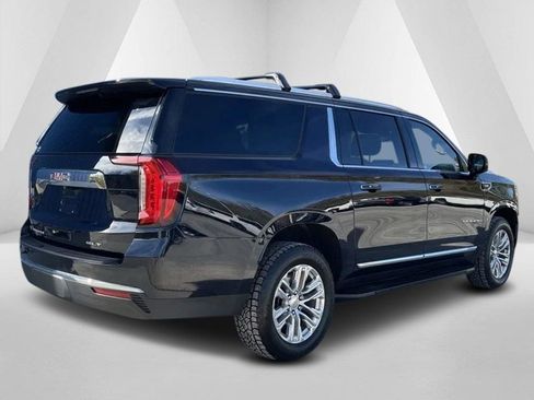 Used 2021 GMC Yukon XL SLT image 8