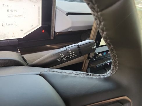 New 2025 GMC Hummer EV 3X image 16