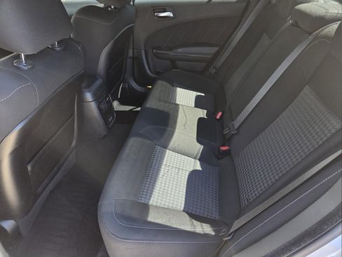 Used 2022 Dodge Charger R/T w/ Blacktop Package RWD image 29