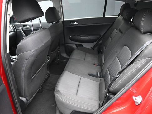 Used 2022 Kia Sportage LX image 13