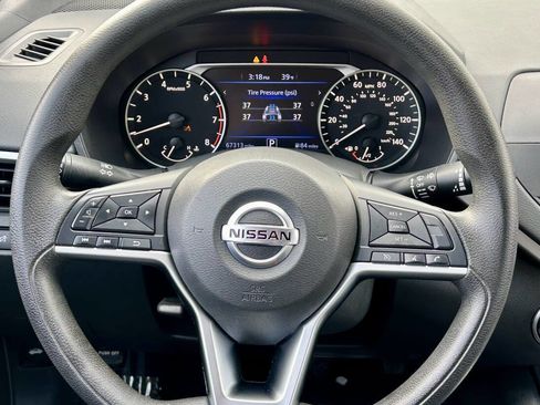 Used 2021 Nissan Altima 2.5 SV image 31