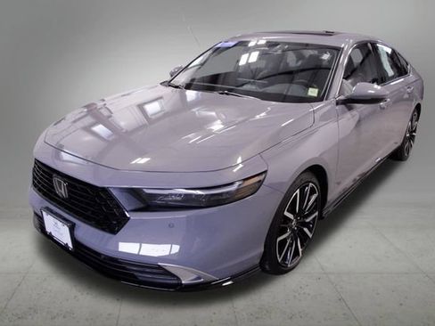 Certified 2025 Honda Accord Touring image 1