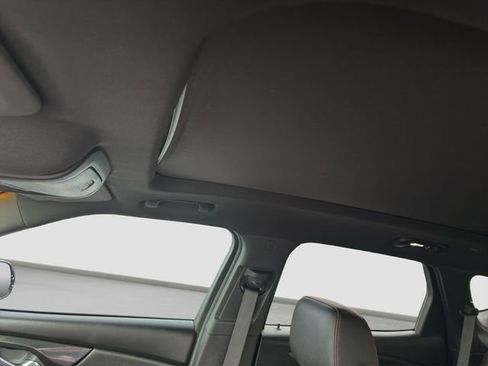 Used 2021 Chevrolet Blazer RS w/ Enhanced Convenience Package image 13