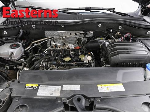 Used 2025 Volkswagen Atlas SE FWD image 7