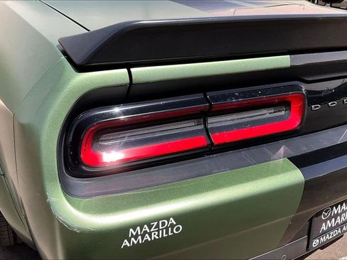 Used 2022 Dodge Challenger SRT Hellcat RWD image 21