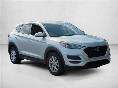 Used 2019 Hyundai Tucson SE image 3