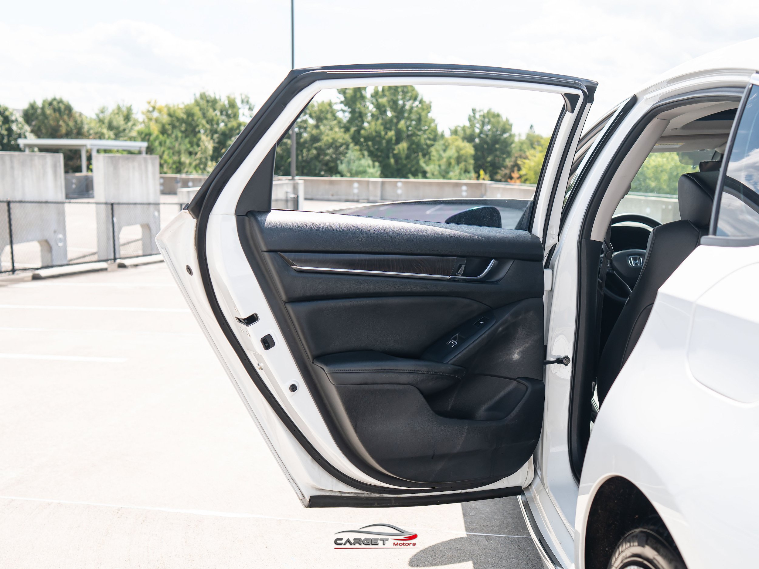 Used 2021 Honda Accord Touring image 36