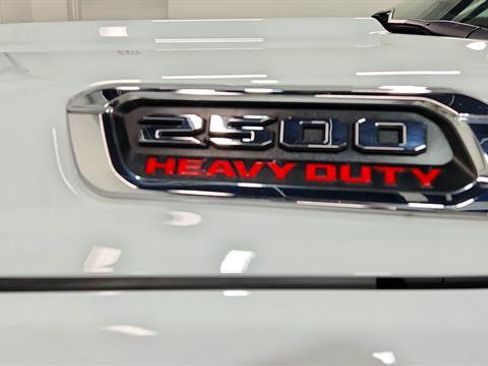 Used 2024 RAM 2500 Big Horn image 31