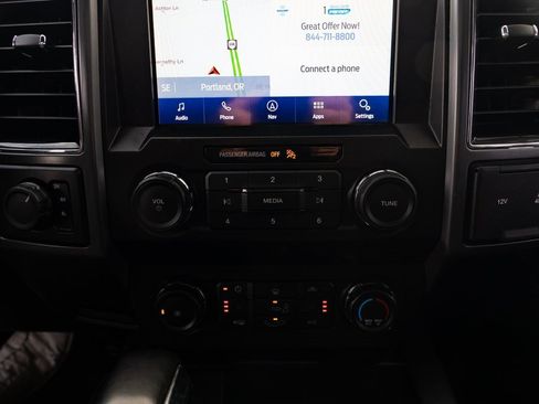 Used 2019 Ford F150 XLT w/ Equipment Group 302A Luxury image 16