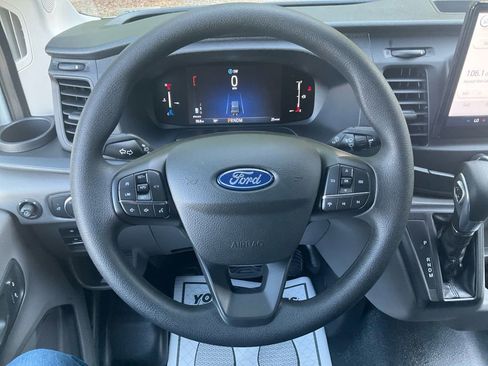 New 2026 Ford Transit 250 Low Roof RWD image 19