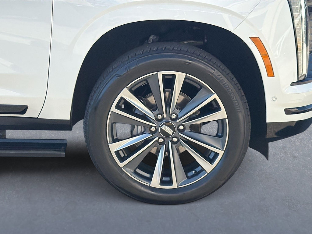 Certified 2025 Cadillac Escalade ESV Sport AWD/4WD image 35