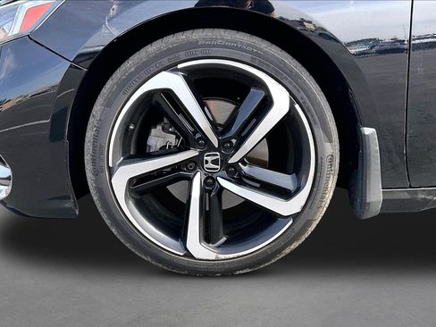 Used 2020 Honda Accord Sport image 8