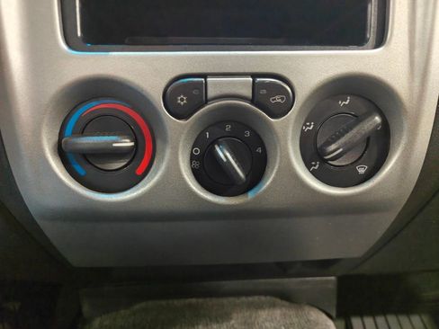 Used 2012 Chevrolet Colorado LT AWD/4WD image 42