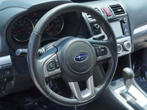 Used 2016 Subaru Crosstrek 2.0i Premium image 10