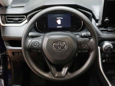 Used 2024 Toyota RAV4 XLE image 16