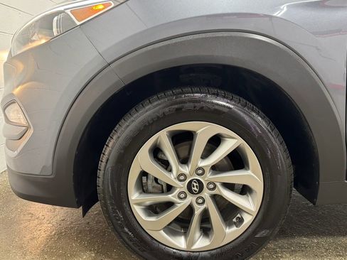 Used 2018 Hyundai Tucson SEL AWD/4WD image 29