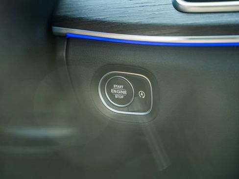 New 2026 Mercedes-Benz GLS 450 4MATIC image 28