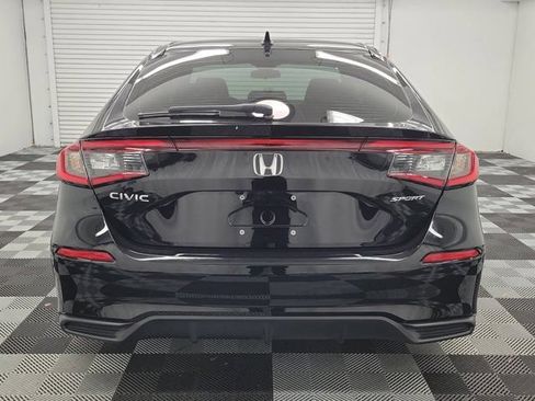 Certified 2025 Honda Civic Sport image 5