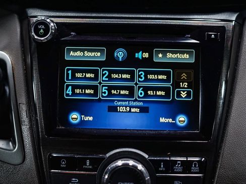 Used 2014 Honda Odyssey Touring image 17