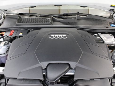 Used 2023 Audi Q8 Premium Plus w/ Premium Plus Package AWD/4WD image 35
