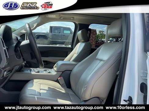 Used 2020 Ford Expedition XLT w/ Equipment Group 202A AWD/4WD image 10