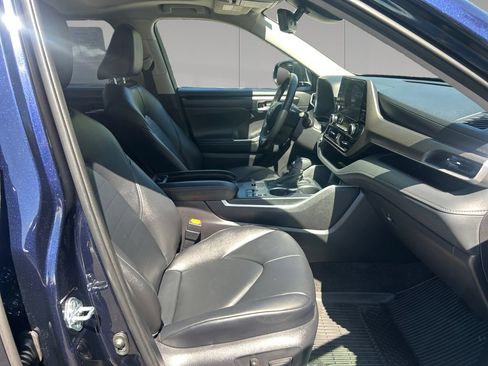 Used 2026 Toyota Highlander XLE w/ Protection Package #3 (TMS) AWD/4WD image 17