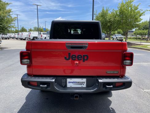 Used 2021 Jeep Gladiator Sport AWD/4WD image 8