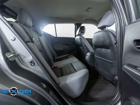 Used 2024 Nissan Kicks SR w/ SR Premium Package FWD image 36