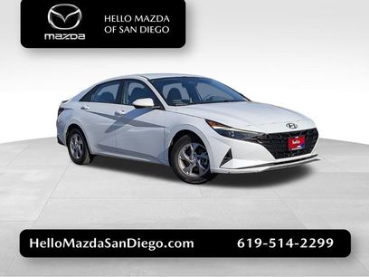 Used 2021 Hyundai Elantra SE w/ Cargo Package