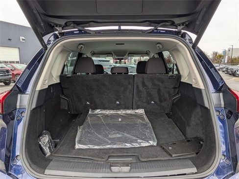 Certified 2024 Nissan Rogue SV image 29