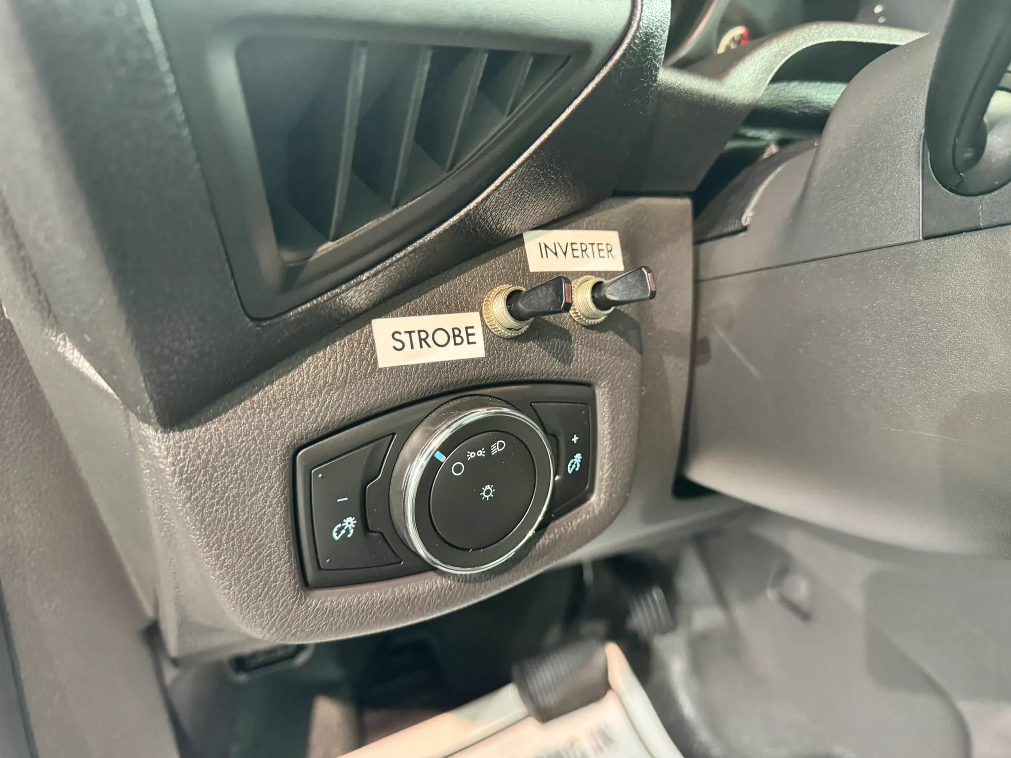 Used 2014 Ford Transit Connect XL FWD image 15