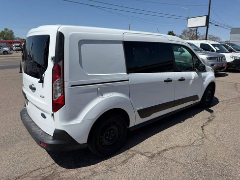 Used 2021 Ford Transit Connect XLT image 4