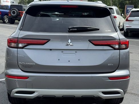 Used 2022 Mitsubishi Outlander SEL AWD/4WD image 15
