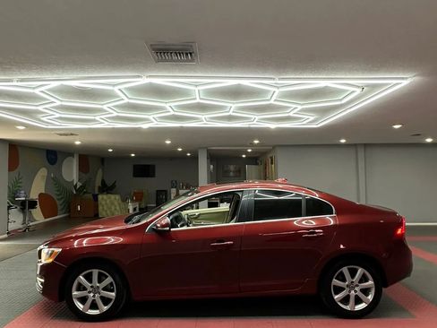 Used 2016 Volvo S60 T5 Premier FWD image 3