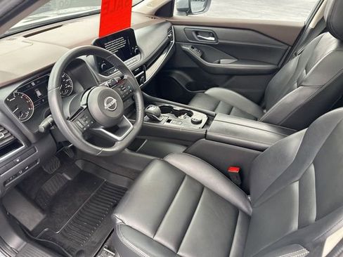 Used 2023 Nissan Rogue SL w/ SL Premium Package image 13