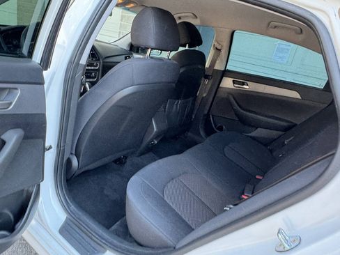 Used 2018 Hyundai Sonata SE w/ Cargo Package FWD image 28
