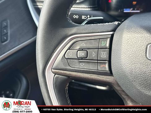 Used 2023 Jeep Grand Cherokee L Limited AWD/4WD image 24