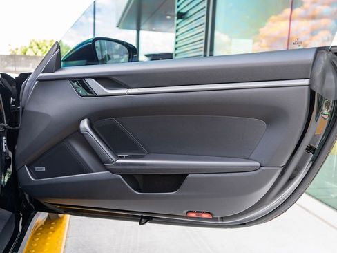 Used 2021 Porsche 911 Carrera image 31