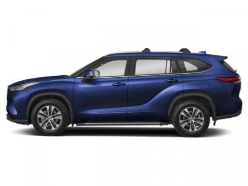 New 2026 Toyota Highlander XLE image 3